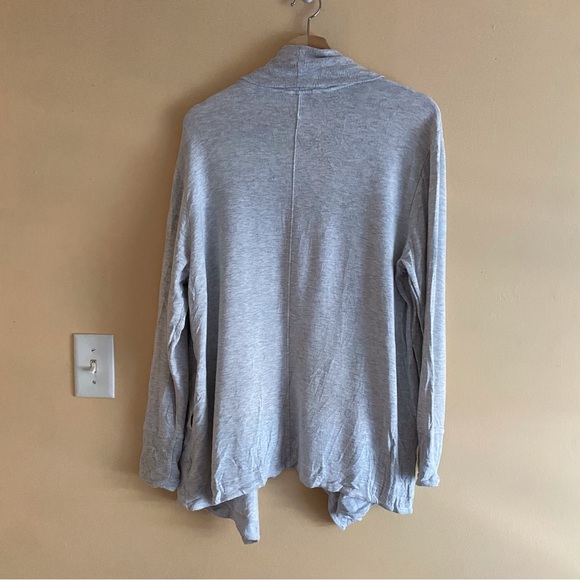 Athleta Pranayama Restore Wrap Woman LP Large Petite Grey Open Cardigan Pockets - Picture 3 of 16